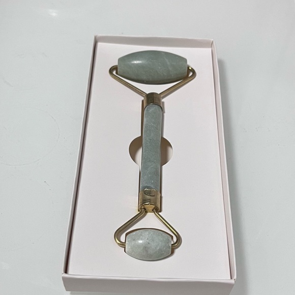 Other - ⭐️ 3 for $10! ⭐️ Brand new jade roller, opened only for pics!